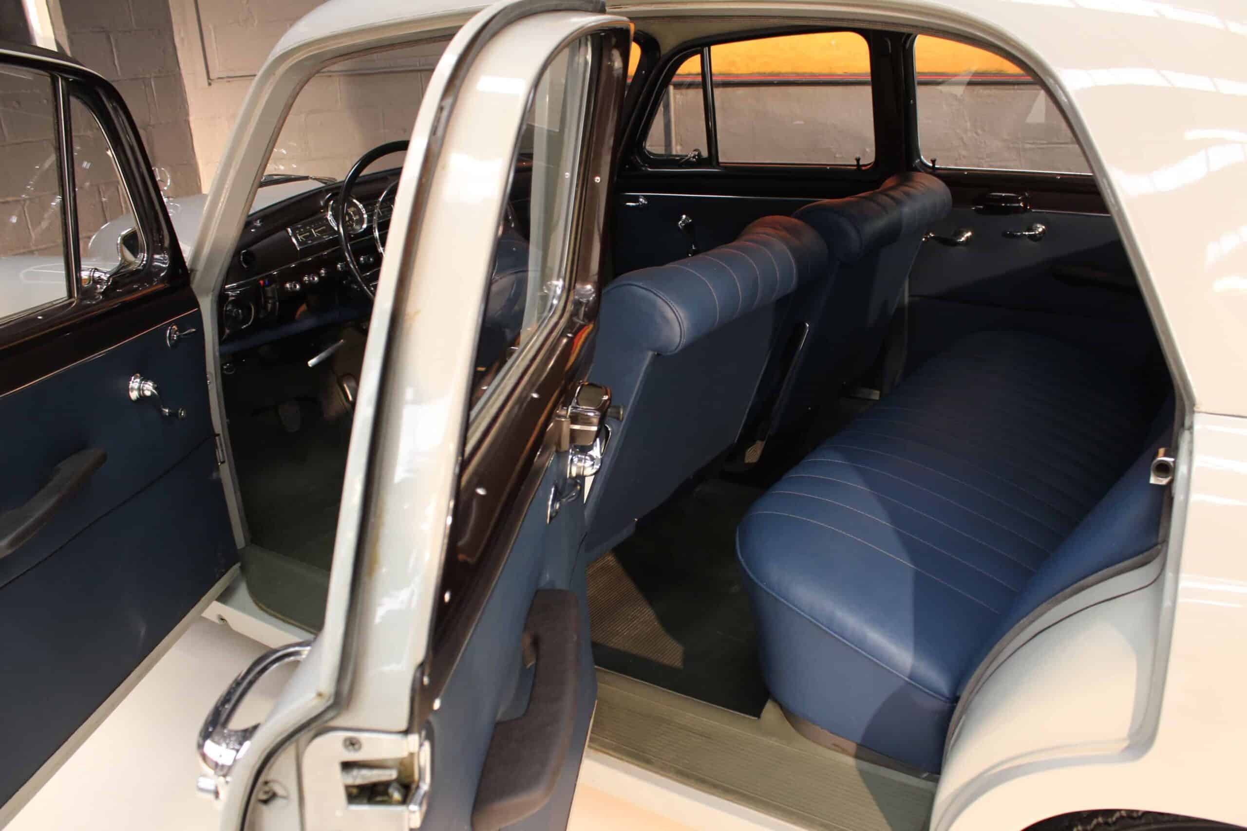 1961_mercedes_180_c_quotpontonquot_quot_sold_in_belgium_quot-img_2929